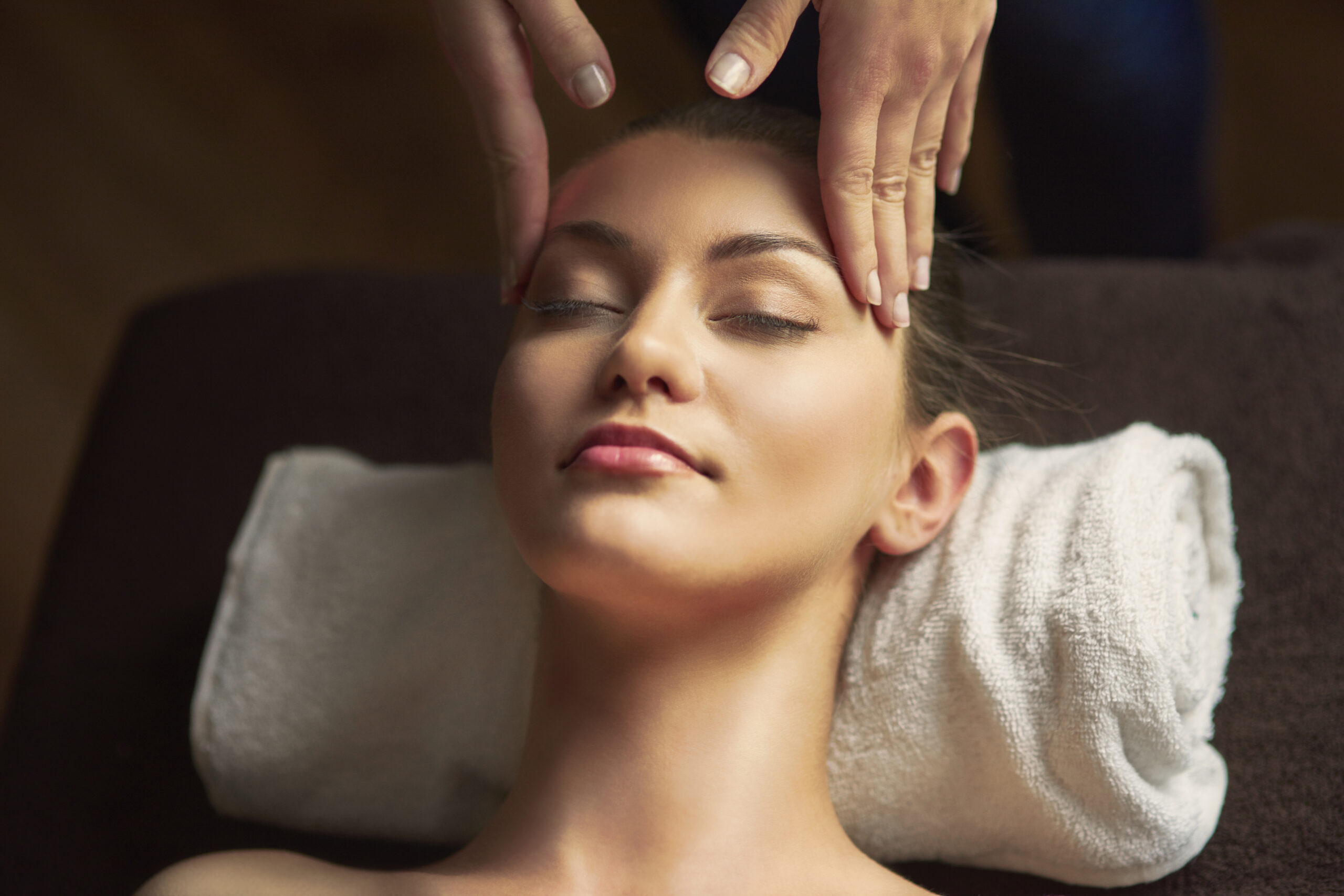 Massage of head at the spa